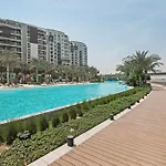 Harbour Retreat Stunning Community Views