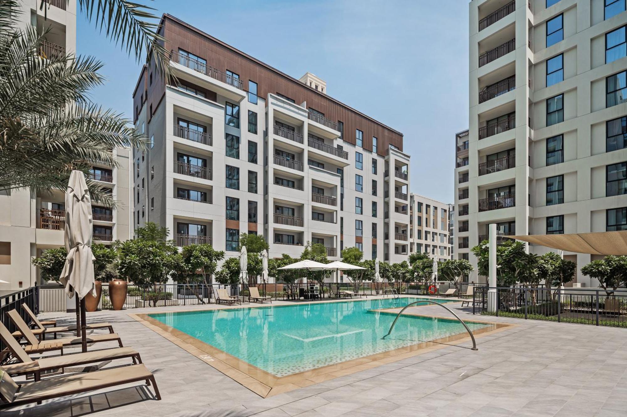 Harbour Retreat Stunning Community Views Dubai